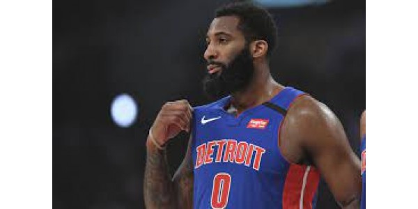 Andre Drummond firma per Los Angeles Lakers